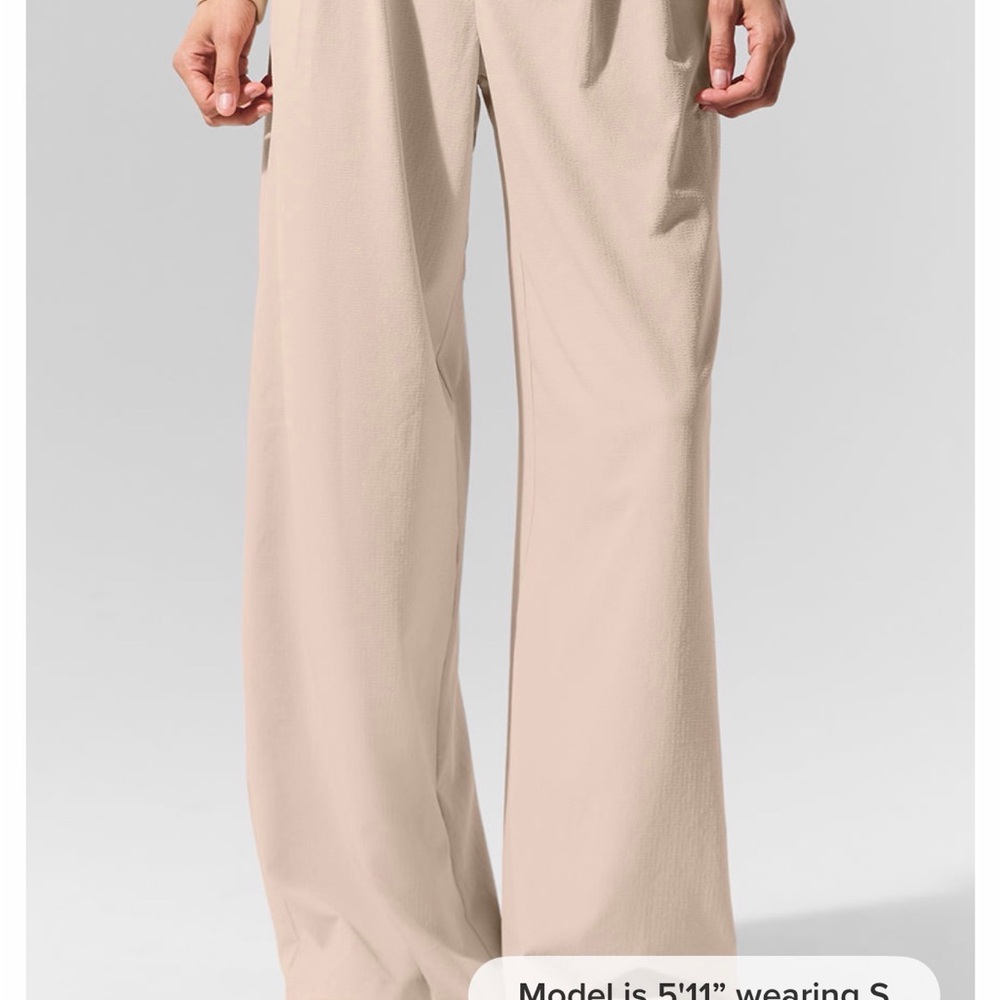ALO Yoga dreamscape trouser tan, still on Ali website at full price!